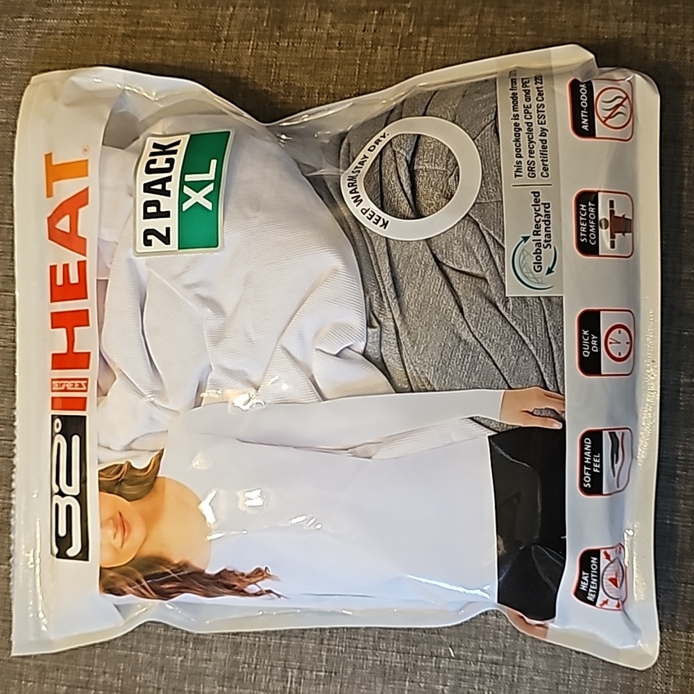 2 pack White/Grey 32 Degrees Long Sleeve Scoop Neck Base Layer Active Top NWT XL